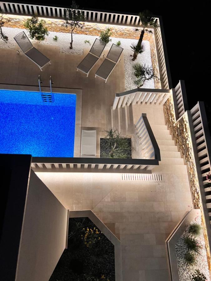 Luxury Beachfront Villa Carlisa Ciovo Luaran gambar