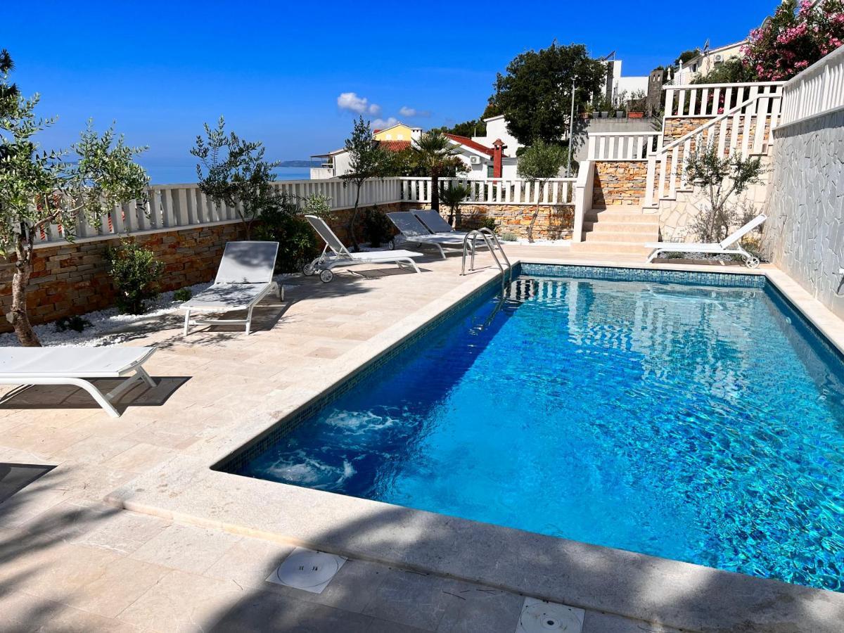 Luxury Beachfront Villa Carlisa Ciovo Luaran gambar