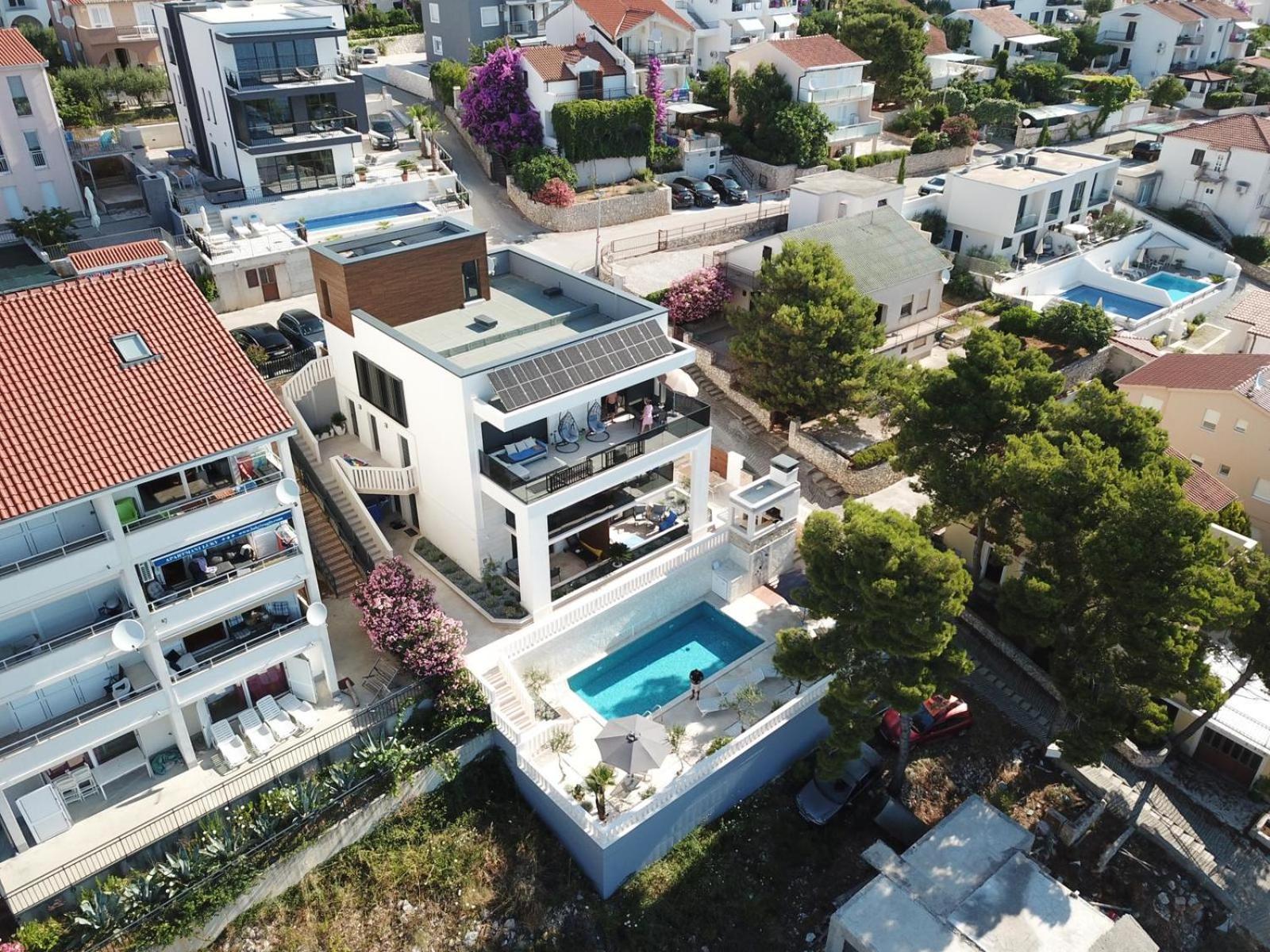 Luxury Beachfront Villa Carlisa Ciovo Luaran gambar