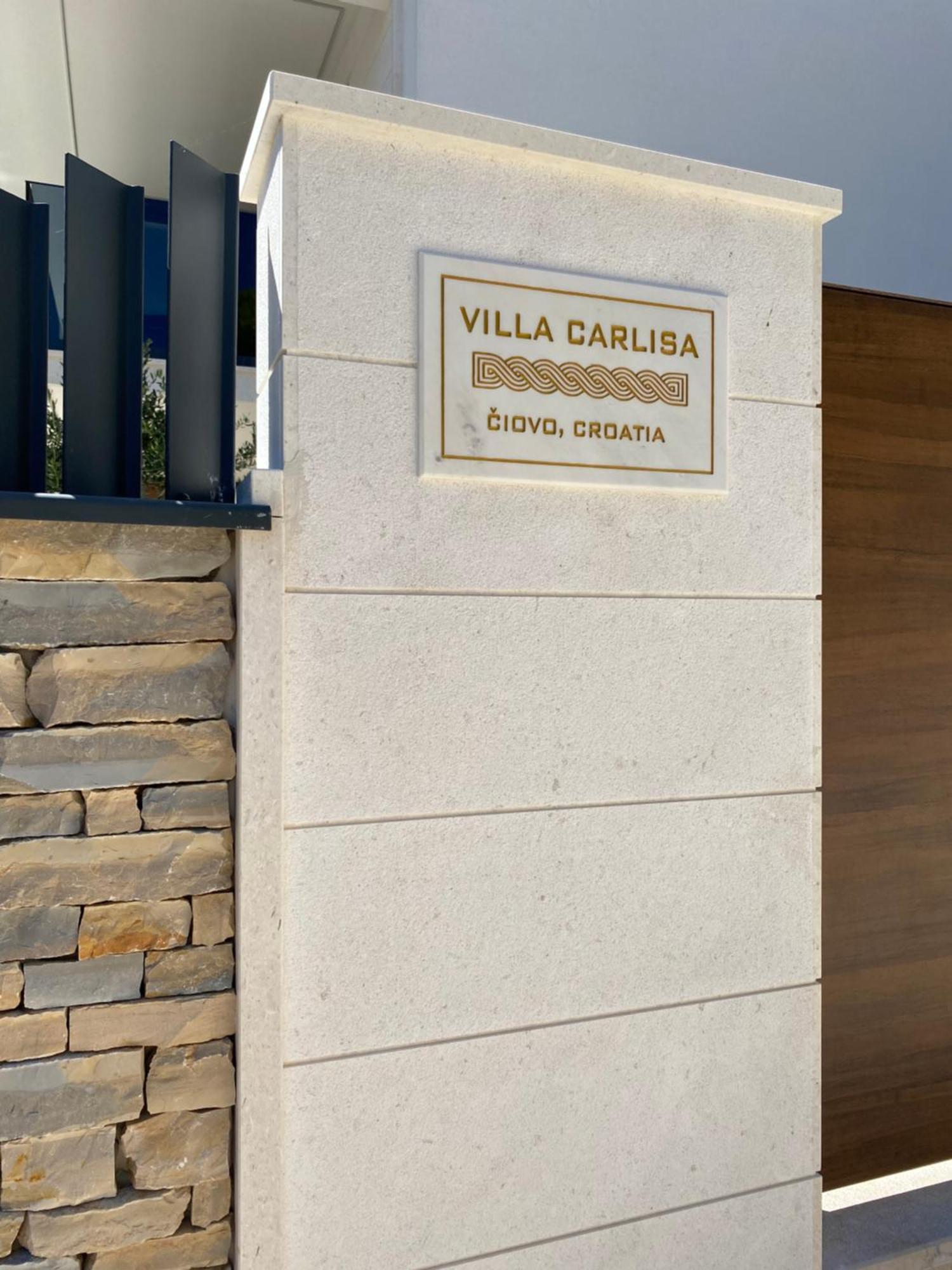 Luxury Beachfront Villa Carlisa Ciovo Luaran gambar